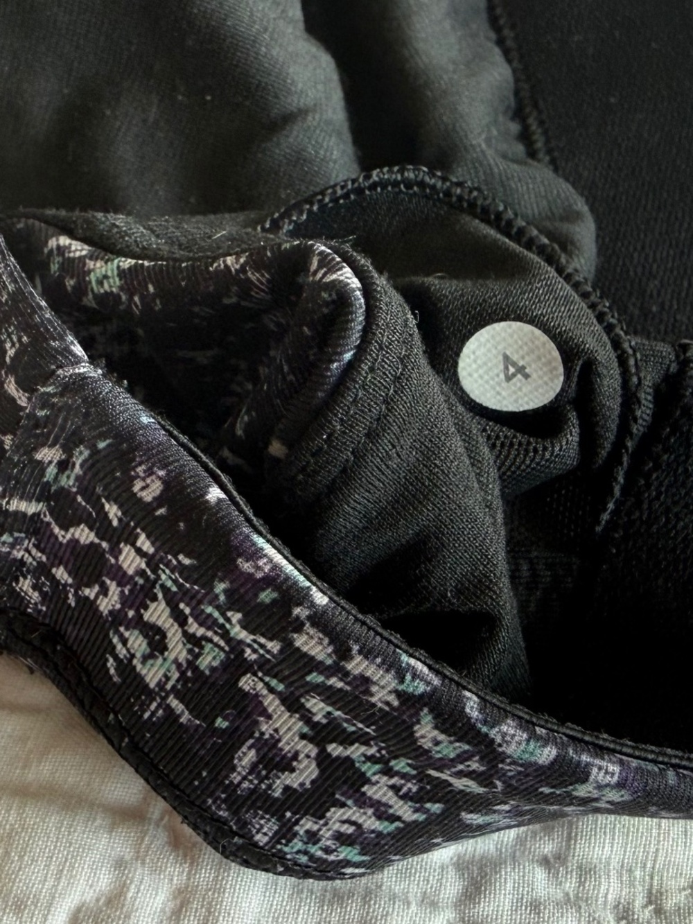 Lululemon In a Flash Sports Bra - Picture 6 of 6